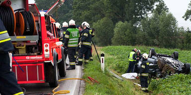 Vater stirbt bei Frontalcrash