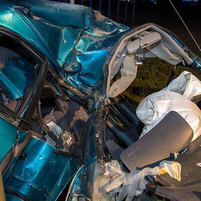 Das Auto war ein Totalschaden.