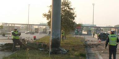 Auto bei Horror-Unfall zerfetzt