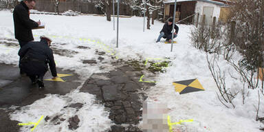 Pensionist überrollt eigene Ehefrau: tot