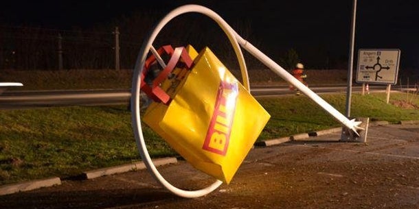 Gänserndorf: Mann rast in den Tod