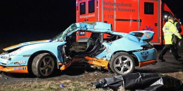 Mysteriöser Porsche-Crash fordert 2 Tote