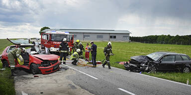 Irres Überholmanöver fordert eine Tote