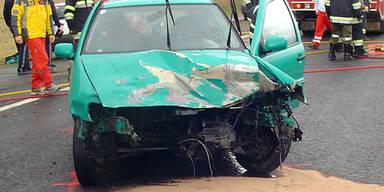 Baby bei Unfall schwer verletzt