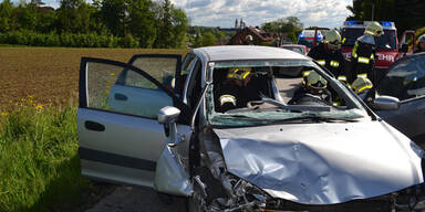 91-Jähriger stirbt bei Frontal-Crash