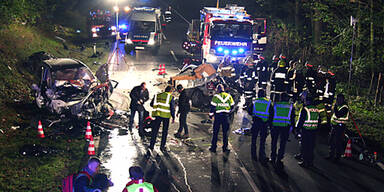 Salzburg: 2 Tote bei Frontal-Crash