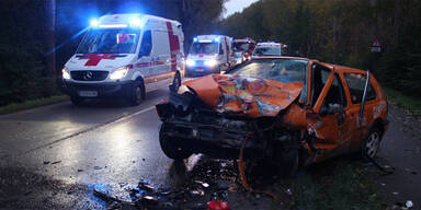 3 Jugendliche bei Unfall schwer verletzt