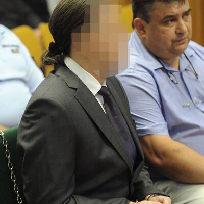 Hummer-Fahrer in Ketten vor Gericht