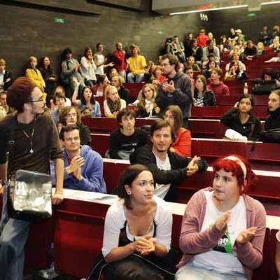 Uni Wien erneut von Studenten besetzt