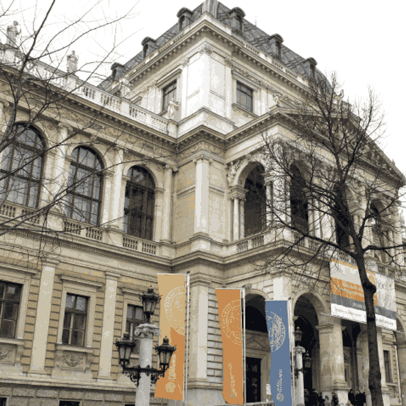 Kürzungen: Mega-Uni-Demos geplant