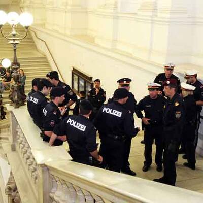 Uni Wien erneut von Studenten besetzt