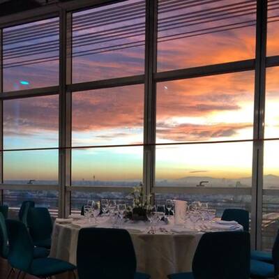 Einen besonders schönen Sonnenuntergang konnte man in Wien bestaunen.