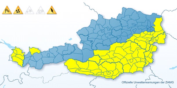 Unwetter: Feuerwehren im Großeinsatz