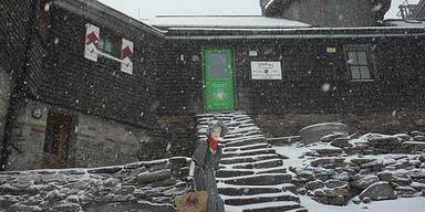 Sommer ad&eacute;: Bis zu 40 Zentimeter Neuschnee