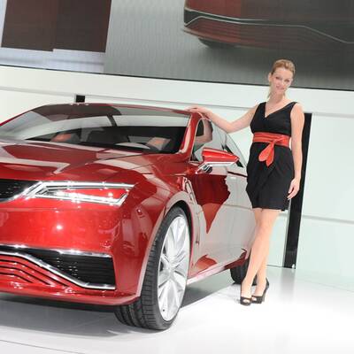 IAA 2011 - die Girls