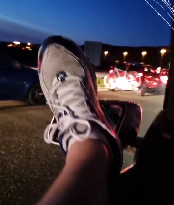 Ö3-Star zeigt Urlauber-Rückkehr-Wahnsinn