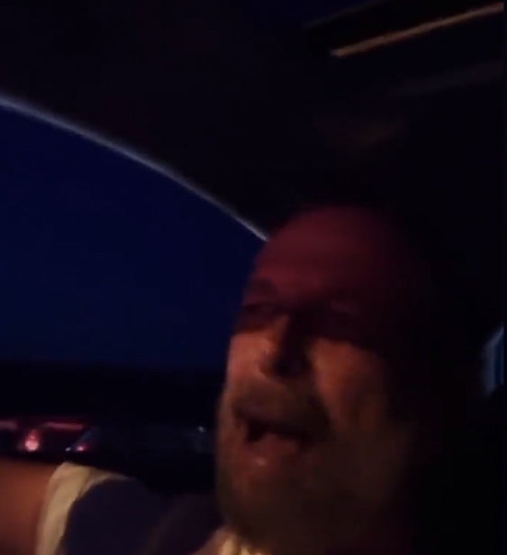 Ö3-Star zeigt Urlauber-Rückkehr-Wahnsinn