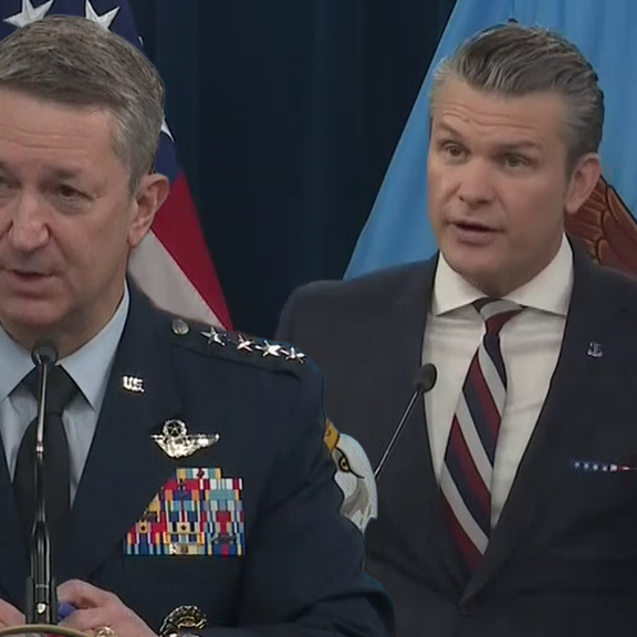 US-Kriegsminister: Mullah-Attentat auf Trump vereitelt