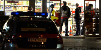 Pistolero schoss bei Tankstellen-Raub