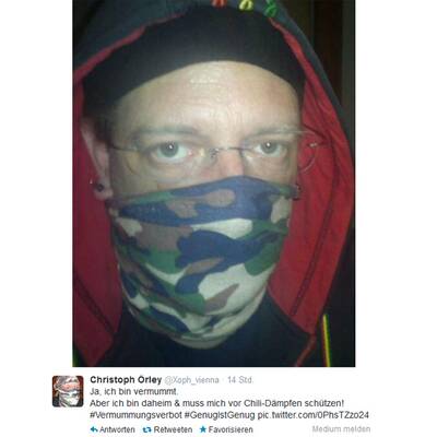 Hunderte Vermummte zeigen sich auf Twitter und Facebook