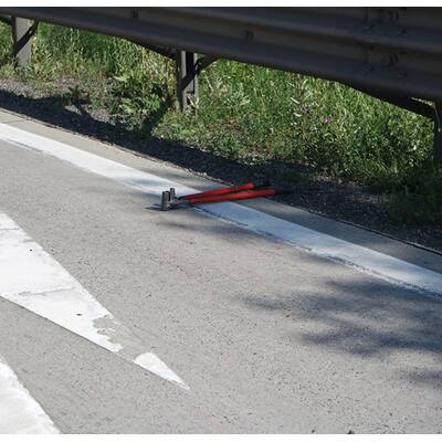 Karambolage auf A2 - Lkw kollidiert mit mehreren Pkw