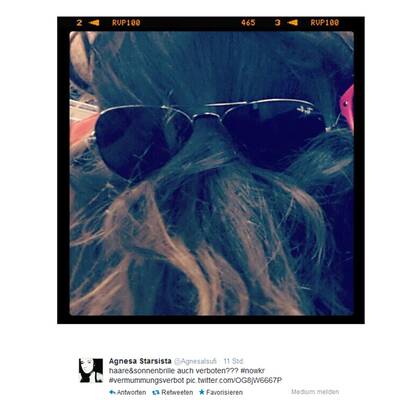 Hunderte Vermummte zeigen sich auf Twitter und Facebook