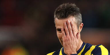 Van Persie: Not-OP nach Augenverletzung