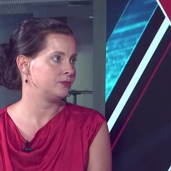 Voll- oder Teilzeit: Hitzige Debatte entbrannt | Veronika Bohrn Mena