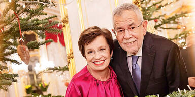 Nehammer serviert Lachs, VdB &bdquo;kalte K&uuml;che&ldquo;