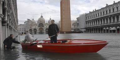 Venedig komplett unter Wasser