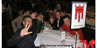 Nach "Kühnengruß" legen Jung-ÖVP'ler Ämter nieder