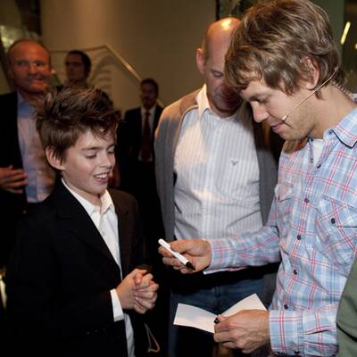 Vettels Party im Hangar-7