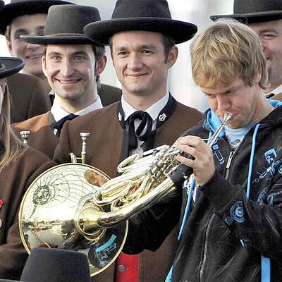 Vettels Party im Hangar-7