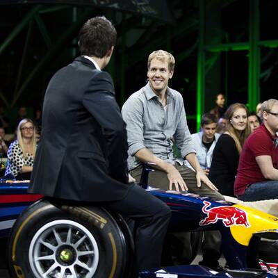 Vettels WM-Party im Hangar 7