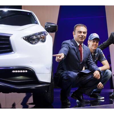 Infiniti FX für Vettel
