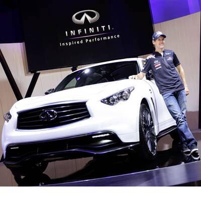Infiniti FX für Vettel