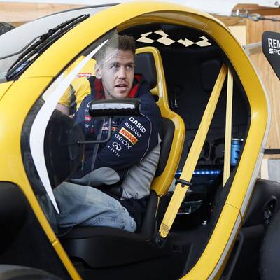Vettel im Twizy F1