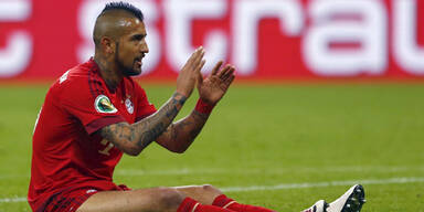 Vidal mit Mega-Schwalbe