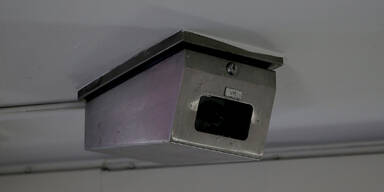 Dummer Dieb verwechselt Kamera mit Rauchmelder