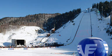 FIS stoppt Weltrekordjagd in Vikersund