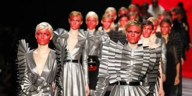Viktor & Rolf H/W 2011/12