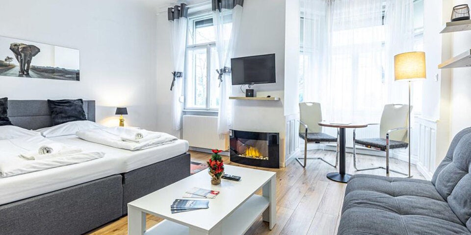 Jugendliche mieteten Villa in Wien für Corona-Party