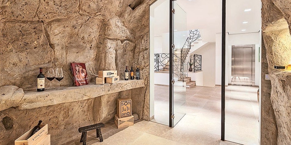 Schalko kauft Luxus-Villa auf Mallorca