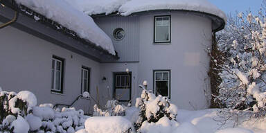 Familie verlost Riesen-Villa im Internet