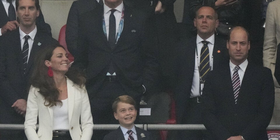 So jubeln die Royals in Wembley