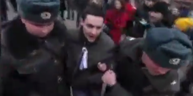 Polizeigewalt bei Demos in Russland