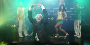 Fifa-Boss Sepp Blatter flippt v&ouml;llig aus