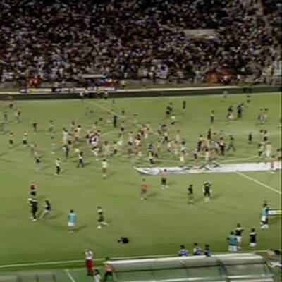 Fanausschreitungen bei PAOK vs. Rapid