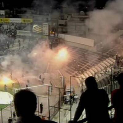 Fanausschreitungen bei PAOK vs. Rapid