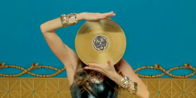 H&M Fashion Shower Accessories Collection